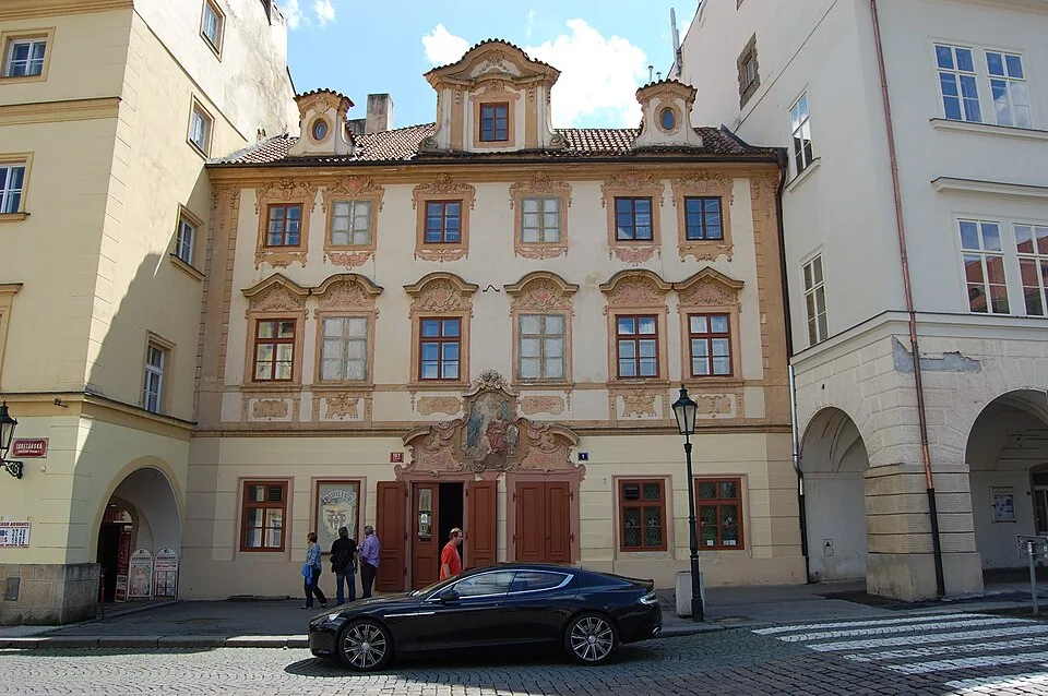 Hospoda U Černého vola na Loretánském náměstí